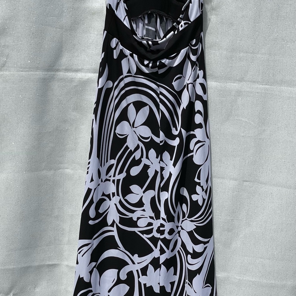 HALTER DRESS - Picture 2 of 8